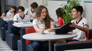 Acadêmico